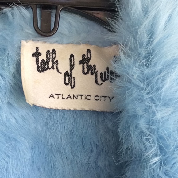 Talk of the Walk Vintage 90’s Denim Jean Jacket - Picture 2 of 6